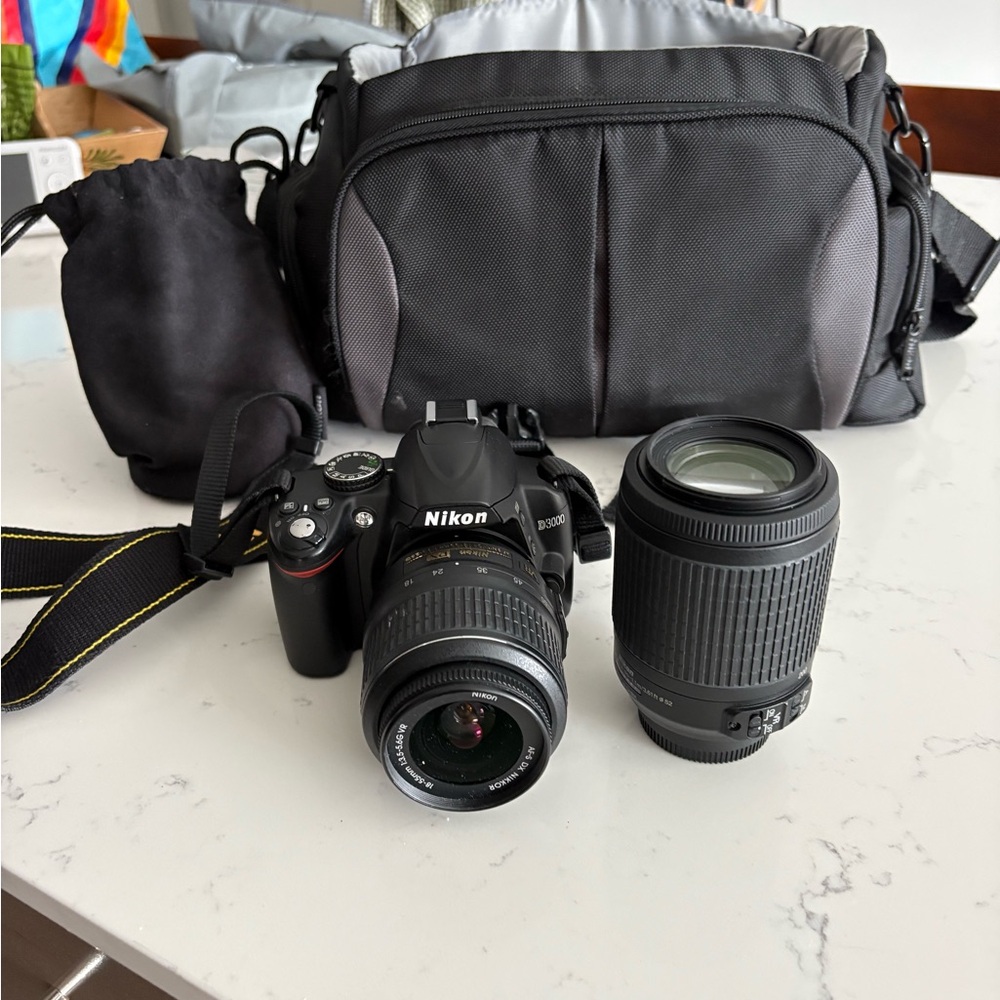 Nikon DSLR 3000 Camera + 18-55 + 55-200 Lenses, complete set